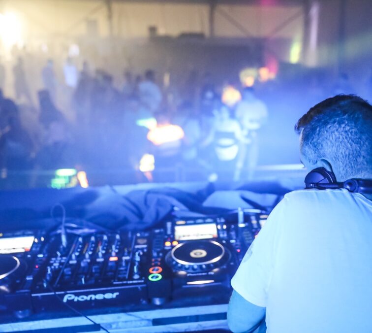 71140916_2485398904871106_840507988677492736_n